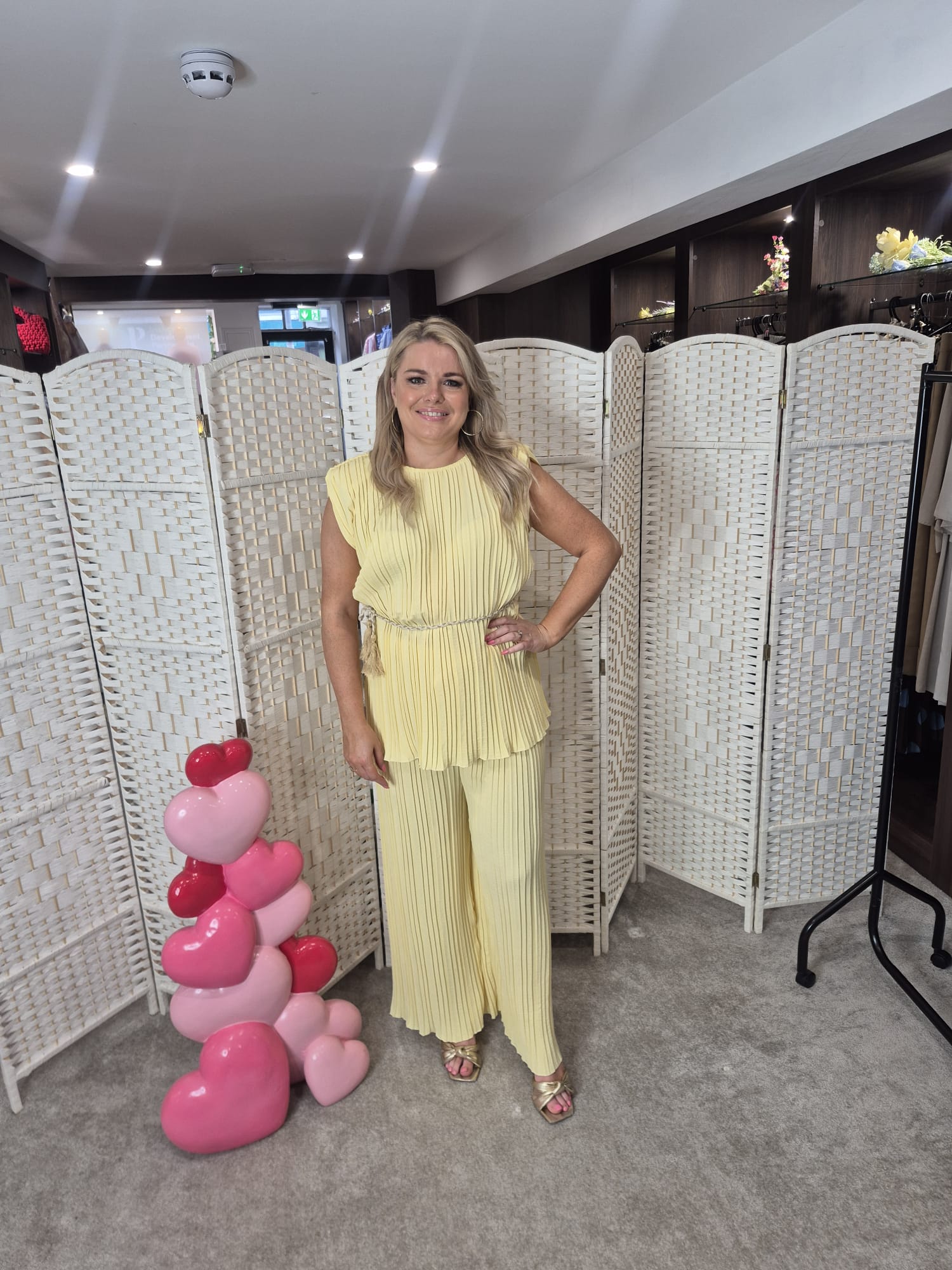 Sleeveless Set in Yellow